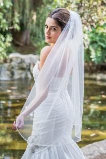 wedding photo - Beaded Edge Fingertip Veil