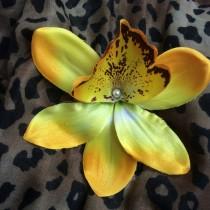 wedding photo - Pin Up Large Orchid Hair Flower On Clip...YELLOW