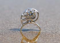 wedding photo -  Silver Nautilus Ring, Unusual Birthday Gifts, Seashell Ring, Salvador Dali, Slow Ring, Vulcan Jewelry