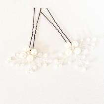 wedding photo - Ivory Pearl Wedding Hair Pins. Set of 2 Flower Bridal Hair Pins. Pearl Hair Pin. Wedding Hair Accessories.