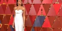 wedding photo - All Of The 2017 Oscars Dresses Brides Have To See
