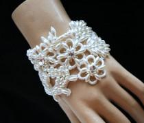 wedding photo - Bridal Beaded Pearl Cuff Bracelet, White Lace Wedding Bracelet, Vintage Style Bridal Jewelry, Pearl Cuff Bracelet, Ayansiweddingdesigns - $38.00 USD