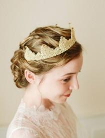 wedding photo - Wedding lace tiara, bridal tiara, photo prop, gold weddng headband, bridal headpiece, princess corwn - style 223