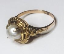 wedding photo - 18K Victorian/Edwardian Solitaire Pearl Engagement Ring. Size 8. Victorian Floral Design. Marked 18k.