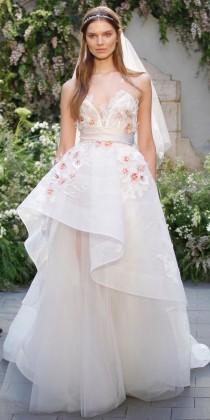 wedding photo -  Monique Lhuillier Spring 2017: Gorgeous Wedding Gowns With Romantic Floral Details | World of Bridal