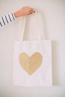 30 DIY Bridesmaid Gifts Impossible NOT To Love wedding photo - 30 DIY Bridesmaid Gifts Impossible NOT To Love