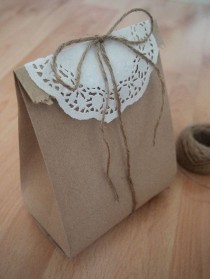 wedding photo - 100 Lovely Recycled Brown Paper Bags - Craft/packaging/gift Wrapping/food RESERVED FOR ANGELIN