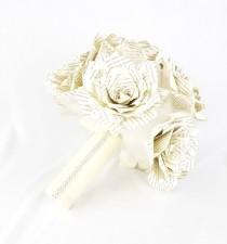 wedding photo -  Paper rose book bouquet - Ivory book bouquet - Vintage book page bouquet - Paper rose bridal bouquet - Book Rose bouquet - Book page bouquet - $68.95 USD