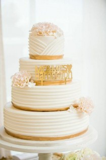 wedding photo - Wedding Cake Inspiration - Cakes 2 Cupcakes