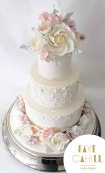 wedding photo - Faye Cahill Cake Design Wedding Cake Inspiration