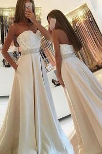 Simple Sweetheart Sleeveless Floor wedding photo - Simple Sweetheart Sleeveless Floor
