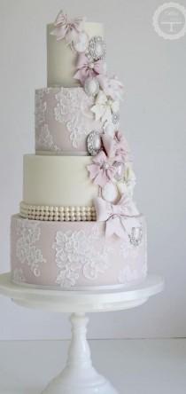 wedding photo - Wedding Cake With Ribbons