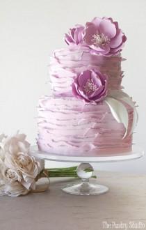 wedding photo - Wedding Cake Inspiration - The Pastry Studio