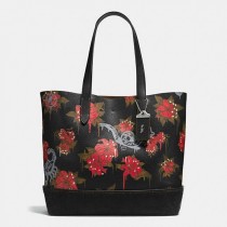 Gotham Tote In Pebble Leather With Wild Lily Print wedding photo - Gotham Tote In Pebble Leather With Wild Lily Print
