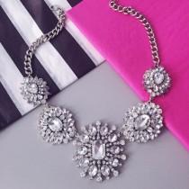 Zelda Crystal Statement Necklace wedding photo - Zelda Crystal Statement Necklace