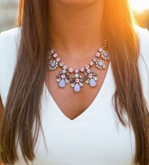 Dos And Don'ts Of Statement Necklaces wedding photo - Dos And Don'ts Of Statement Necklaces