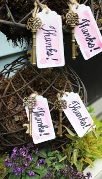 50 Key Bottle Openers With Tags & Twine - Antique Gold Vintage Skeleton Keys wedding photo - 50 Key Bottle Openers With Tags & Twine - Antique Gold Vintage Skeleton Keys
