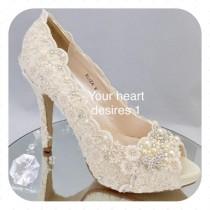 vintage lace wedding shoes crystal pearls bride heels custom shoes wedding photo - vintage lace wedding shoes crystal pearls bride heels custom shoes