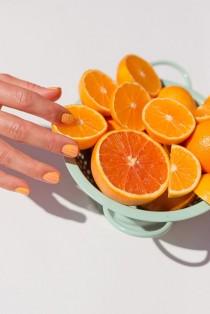 Seeing Stripes: Sunny Striped DIY Nails wedding photo - Seeing Stripes: Sunny Striped DIY Nails