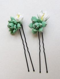 Succulent hair pins. Bridal succulent hair pins. Bridal hair accessories. Light sage green succulent, real touch succulent. wedding photo - Succulent hair pins. Bridal succulent hair pins. Bridal hair accessories. Light sage green succulent, real touch succulent.