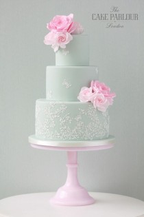 wedding photo - Green Floral Cake