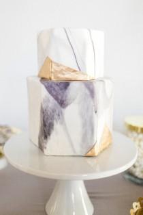 wedding photo - 27 Trendy Marble Wedding Cakes