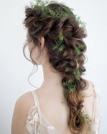 wedding photo -  40 Fall Wedding Hair Ideas That Are Positively Swoon-Worthy