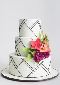 wedding photo - Simplest Wedding Cake
