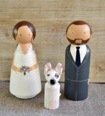 wedding photo -  Wedding Cake Topper With Cat or Dog, Personalized Cake Topper Dog, Wooden Cake Topper Handpainted, Pet Peg Doll Cake Topper. Custom Topper. - $76.95 EUR