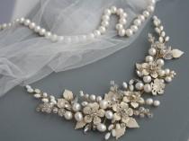 wedding photo -  Bridal hair comb| Ivory Flower| Wedding hair comb| Bridal hair accessories| Bridal hair flower| Wedding hair accessories| Bridal headpiece - $85.00 USD