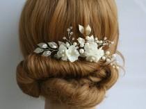 wedding photo -  Hydrangea Wedding hair pin Hydrangea Bridal hair pin Flower Bridal Hair pin Bridal headpiece Pearl Crystal pin Bridal Hair accessories - $30.00 USD
