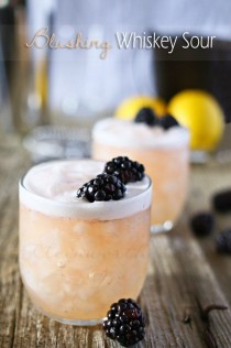 Top 10 Spring Cocktail Recipes For 2018 wedding photo - Top 10 Spring Cocktail Recipes For 2018