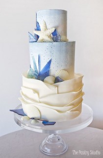 90 Showstopping Wedding Cake Ideas For Any Season wedding photo - 90 Showstopping Wedding Cake Ideas For Any Season