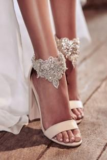 wedding photo - Blossom Footcuff