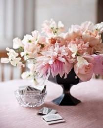 Creative Ways To Incorporate Black, White, And Pink Into Your Wedding Décor wedding photo - Creative Ways To Incorporate Black, White, And Pink Into Your Wedding Décor