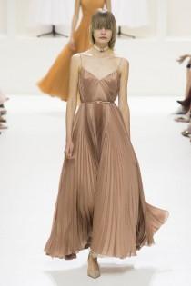 Christian Dior Fall 2018 Couture Fashion Show wedding photo - Christian Dior Fall 2018 Couture Fashion Show