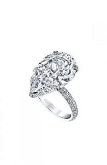 Which Engagement Ring Is A Match Made In Heaven With Your Zodiac Sign? wedding photo - Which Engagement Ring Is A Match Made In Heaven With Your Zodiac Sign?