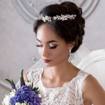 ⠀✽ Would You Like To Add A Gentle Touch Of Radiant Flowers To Your Hairdo? Consider Getting The Dazzling DORCIA Bridal Headpiece On A… wedding photo - ⠀✽ Would You Like To Add A Gentle Touch Of Radiant Flowers To Your Hairdo? Consider Getting The Dazzling DORCIA Bridal Headpiece On A…