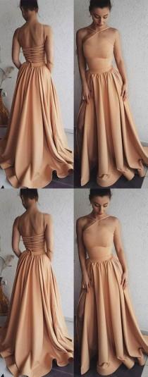 Outfits And Clothes wedding photo - Outfits And Clothes