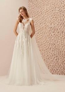 Pronovias 2019 De Collectie Pronovias 2019 Vindt U Bij De Ann & John Bruidsmode Group! wedding photo - Pronovias 2019 De Collectie Pronovias 2019 Vindt U Bij De Ann & John Bruidsmode Group!