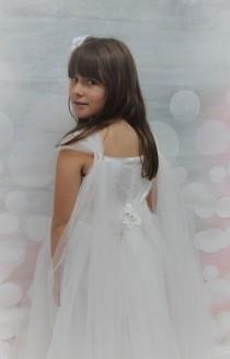 Flower Girl Dress-White Flower Girl Dress- White Pageant Girl Dress- Lace Girls Dresses- Communion Dresses wedding photo - Flower Girl Dress-White Flower Girl Dress- White Pageant Girl Dress- Lace Girls Dresses- Communion Dresses