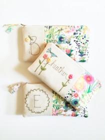 Bride Gift, Gift for Bride, Bridal Shower Gift, Gift for Her Bride Gift Ideas Personalized Monogram Wedding Floral Clutch More Colors wedding photo - Bride Gift, Gift for Bride, Bridal Shower Gift, Gift for Her Bride Gift Ideas Personalized Monogram Wedding Floral Clutch More Colors