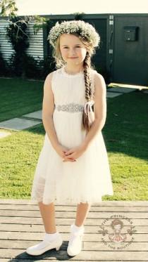 vintage white flower girl dress, baby dress, vintage flower girl dress, lace dress, cream flower girl dress, champagne flower girl dress wedding photo - vintage white flower girl dress, baby dress, vintage flower girl dress, lace dress, cream flower girl dress, champagne flower girl dress