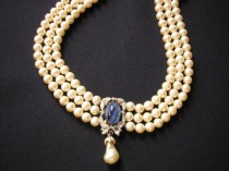 wedding photo -  Vintage Pearl Choker, CIRO Pearls, Gatsby Jewelry, Pearl Necklace, Art Deco, Bridal Jewelry, Wedding Collar, Cream Pearls, 3 Strand Sapphire