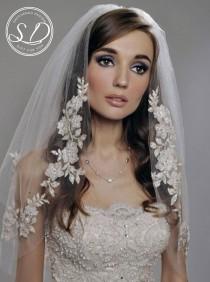 Wedding Lace veil Mantilla Ivory Veil Lace Mantilla Veil Fingertip Lace Veil Lenght with Lace Edge Boho veil Soft tulle veil Cathedral wedding photo - Wedding Lace veil Mantilla Ivory Veil Lace Mantilla Veil Fingertip Lace Veil Lenght with Lace Edge Boho veil Soft tulle veil Cathedral