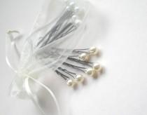 Chic Mini Pearl Bridal Hair Pins. Flower Girl Hair Pin. Bride Maids Hair Pins. GIFT Bridal Shower. Chic Prom. Bridal Party. Hair Jewelry wedding photo - Chic Mini Pearl Bridal Hair Pins. Flower Girl Hair Pin. Bride Maids Hair Pins. GIFT Bridal Shower. Chic Prom. Bridal Party. Hair Jewelry