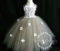 Gray/Grey Flower Girl Dress / Silver Grey Flower girl Dresses / Bridesmaid Dress / Simple Wedding Dress / Princess Dress / Flower Girl Gift wedding photo - Gray/Grey Flower Girl Dress / Silver Grey Flower girl Dresses / Bridesmaid Dress / Simple Wedding Dress / Princess Dress / Flower Girl Gift