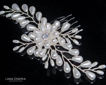 Pearl Bridal Hair Comb, White Pearl Hair Piece, Wedding Rustic Pearl Headpiece, Bridal Hair Jewelry, Pearl Floral Hair Comb Pearl Hair Piece wedding photo - Pearl Bridal Hair Comb, White Pearl Hair Piece, Wedding Rustic Pearl Headpiece, Bridal Hair Jewelry, Pearl Floral Hair Comb Pearl Hair Piece