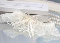 ivory wedding garter, ivory bridal garter, ivory keepsake garter, ivory lace garter, beige wedding garter, beige garter, beige lace garter wedding photo - ivory wedding garter, ivory bridal garter, ivory keepsake garter, ivory lace garter, beige wedding garter, beige garter, beige lace garter