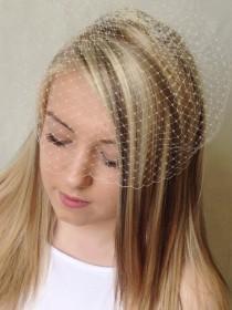 Birdcage Veil - Stunning IVORY or WHITE Retro Vintage Birdcage Bridal Veil - Quality French Net - 20cm Bridal Veil - Handmade Black Veil wedding photo - Birdcage Veil - Stunning IVORY or WHITE Retro Vintage Birdcage Bridal Veil - Quality French Net - 20cm Bridal Veil - Handmade Black Veil